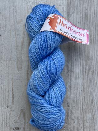 No 18 Gletscherblau